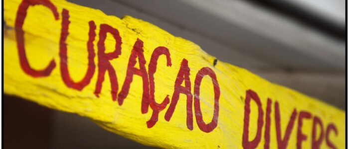 Curacao Divers Schild Curacao Divers Deutsche Tauchschule Tauchen Tauchurlaub Urlaub entspannen Unterwasser Non Limit Freiheit selbstständig Karibik Strände Beach Strände .de